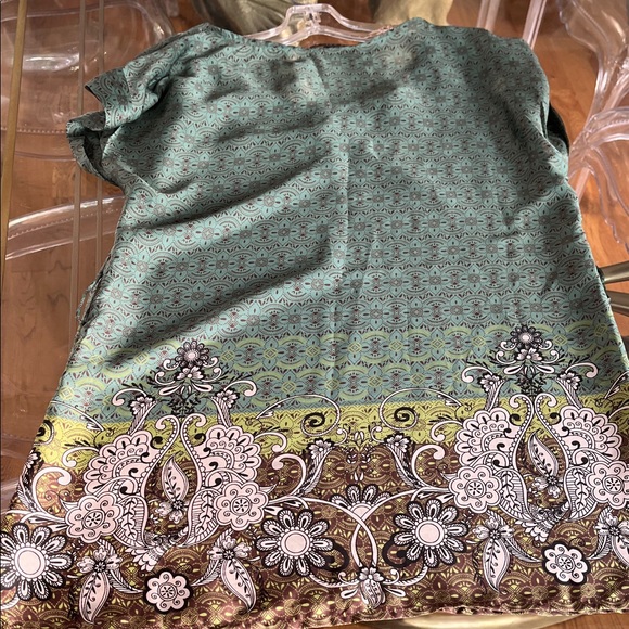 Forever 21 Green and Black Patterned Blouse - Picture 7 of 8